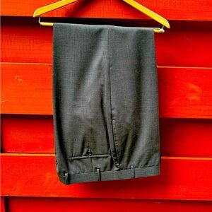 Lauren Ralph Lauren Dark Gray Men’s Dress Pants, Size 38x32